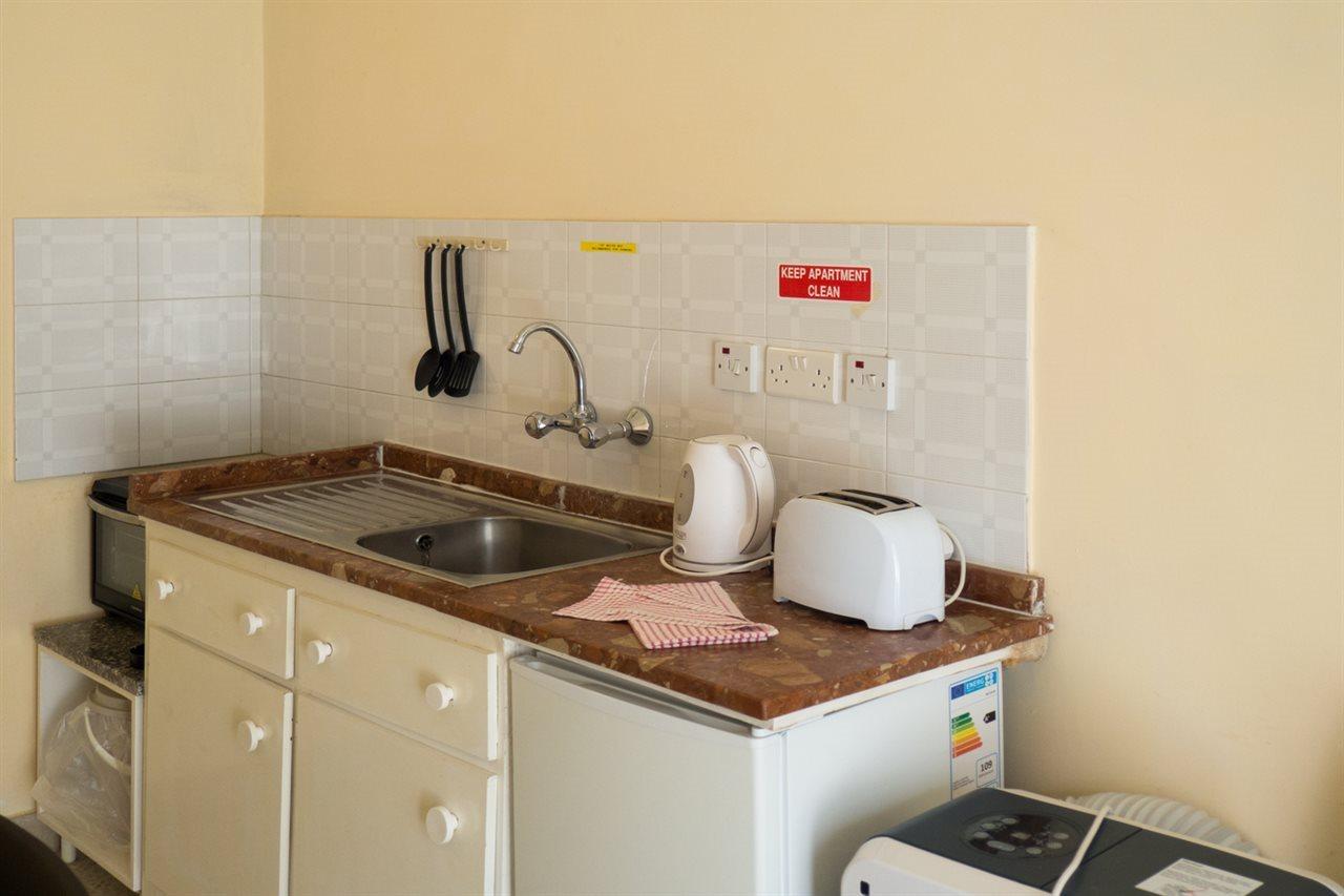 בּוּגִ'יבָּה Mavina Hotel & Apartments מראה חיצוני תמונה
