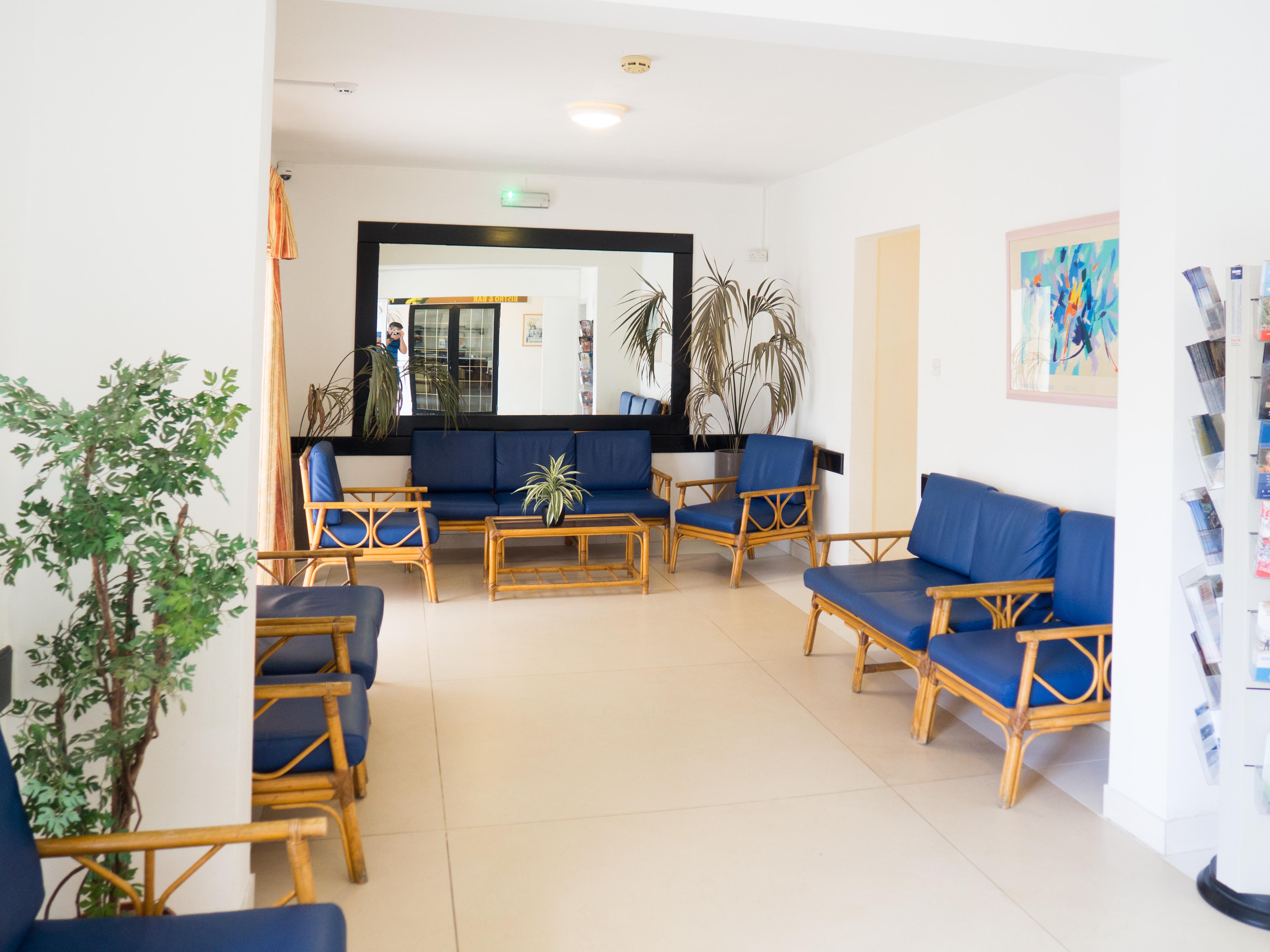 בּוּגִ'יבָּה Mavina Hotel & Apartments מראה חיצוני תמונה