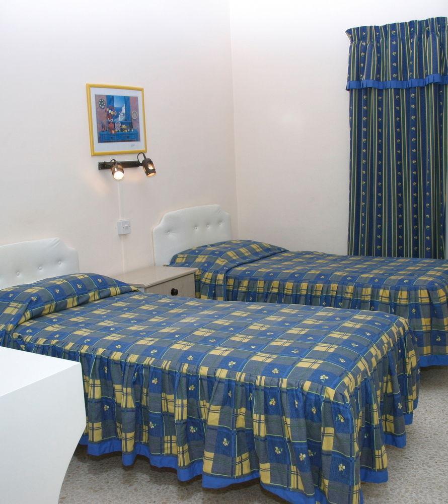 בּוּגִ'יבָּה Mavina Hotel & Apartments מראה חיצוני תמונה